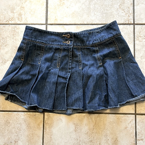 Roxy denim mini Jean skirt pleated size 1 - Picture 1 of 1